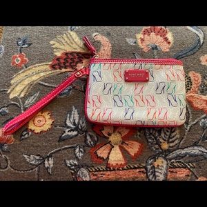 NineWest Wristlet!! NWOT!